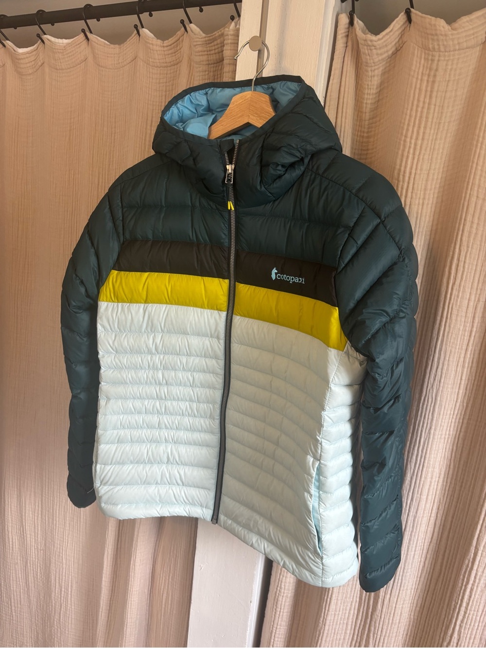 Cotopaxi Fuego Down Puffer Coat- Medium - Picture 2 of 10